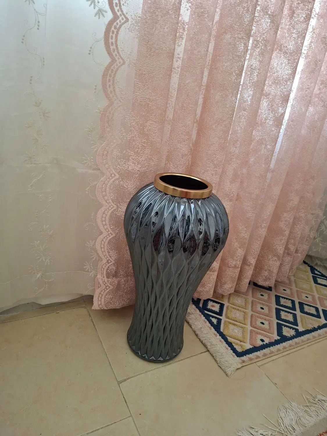 گلدان چینی|مجسمه، تندیس، ماکت|مشکیندشت, |دیوار