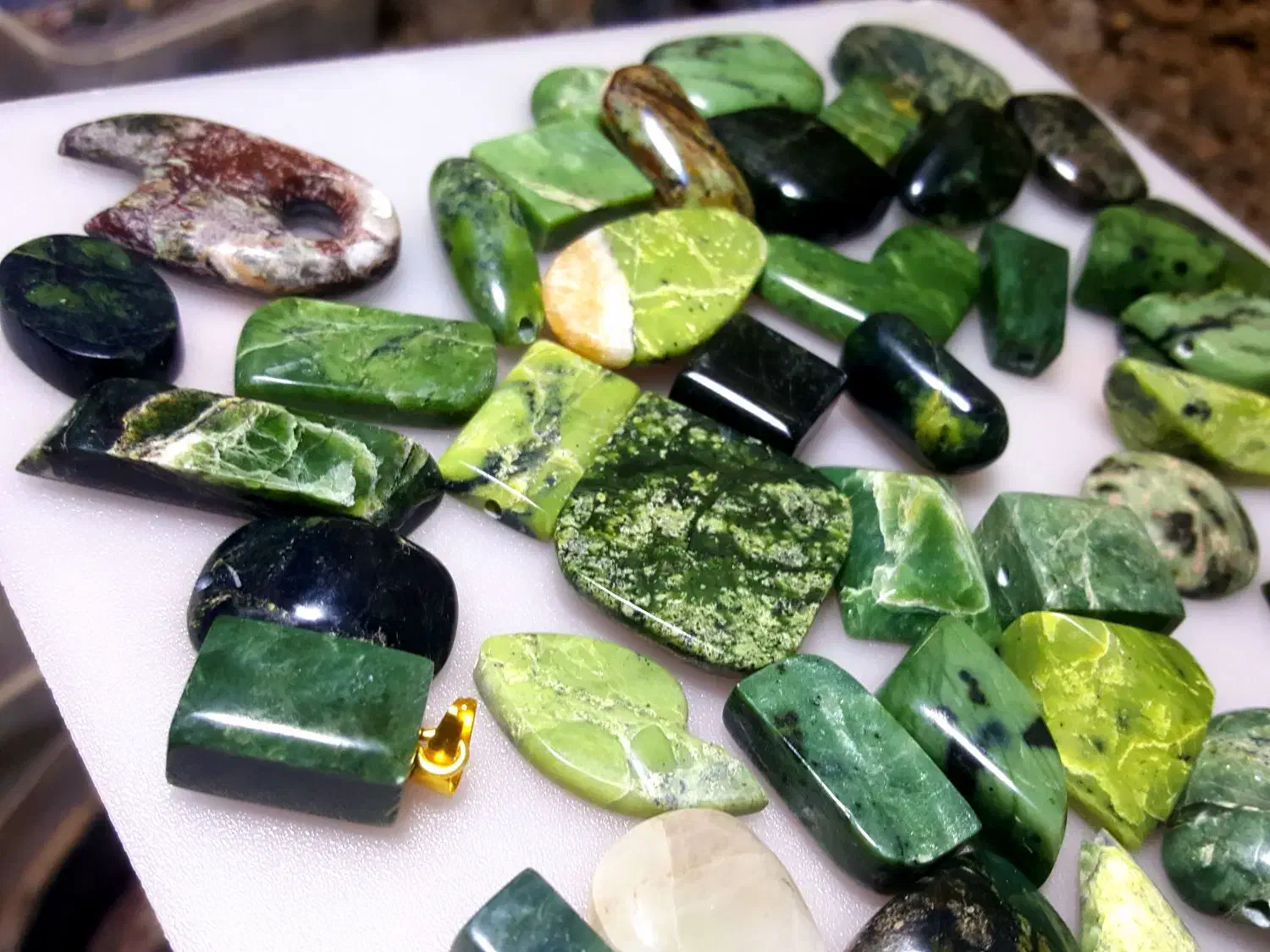 سنگ طبیعی یشم نفریت سنپاترین|جواهرات|نیشابور, فردوس شمالی|دیوار