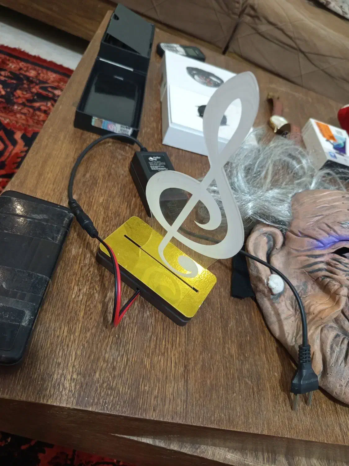 تعدادی وسیله کاربردی|لوازم جانبی موبایل و تبلت|شاهین‌شهر, شهرک مطهری|دیوار