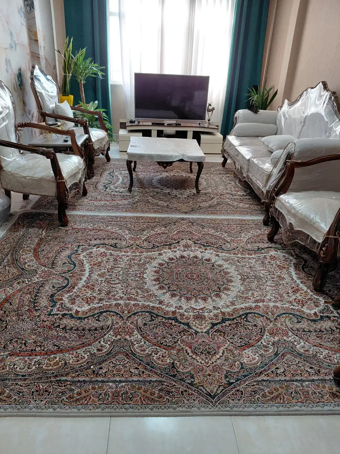 فرش ۶ متری|فرش|تهران, وردآورد|دیوار