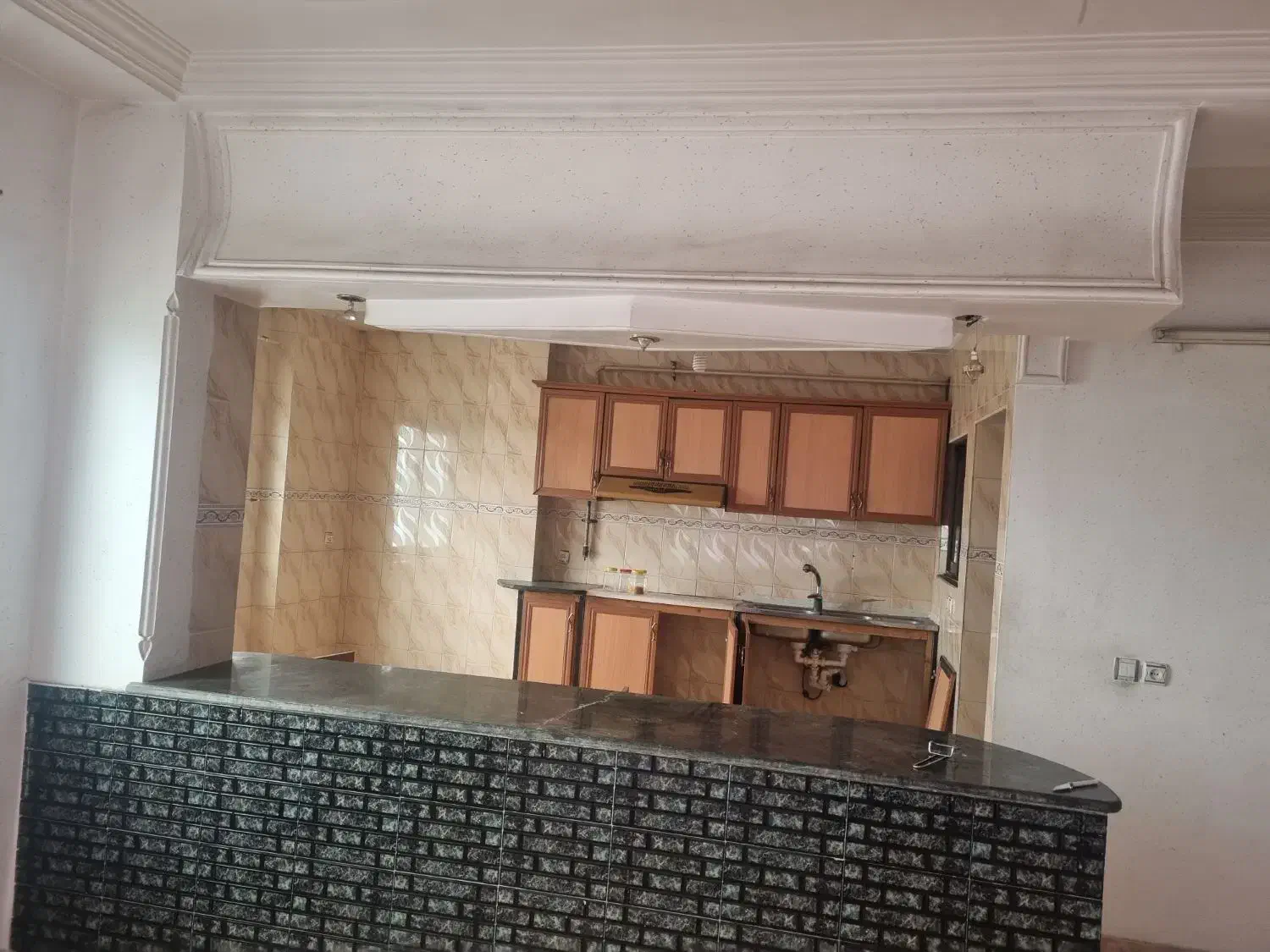 استخدام کارگر جهت کار در مصالع ساختمانی|استخدام معماری، عمران و ساختمانی|قائمشهر, |دیوار