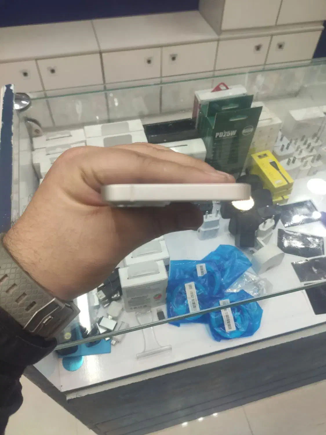 آیفون ۱۳ ۱۲۸گیگ|موبایل|تهران, فردوس|دیوار