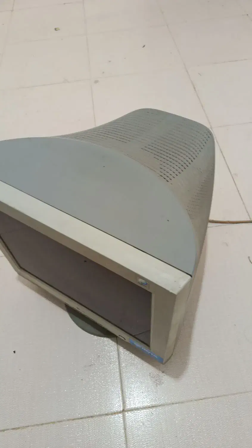 مانیتور|رایانه رومیزی|خرم‌آباد, |دیوار