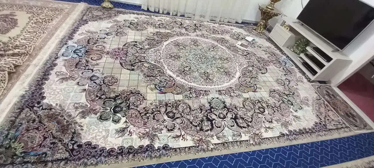 فرش در حد نو|فرش|رزن, |دیوار