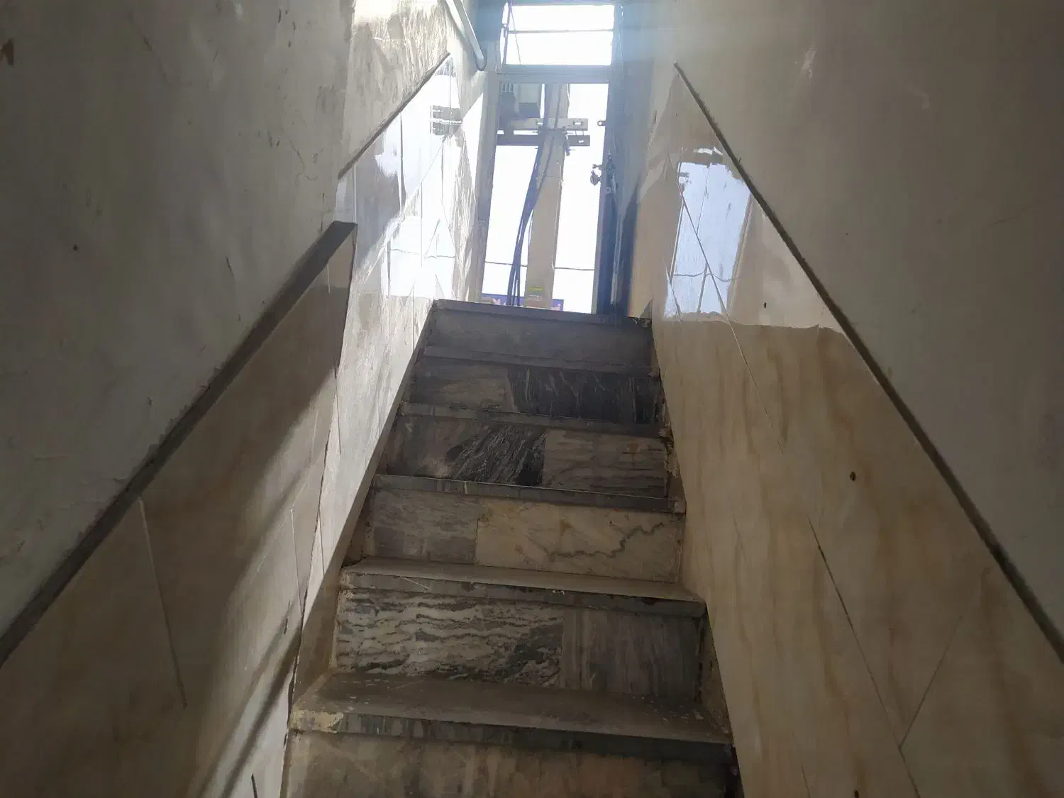 اجاره زیر زمین|اجارهٔ دفتر کار، اتاق اداری، مطب|محمدشهر, ولدآباد|دیوار