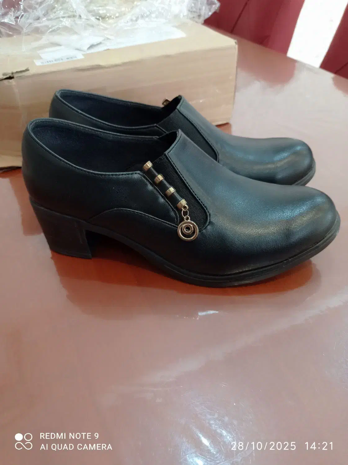 نیم بوت اصل|کیف، کفش، کمربند|بانه, |دیوار