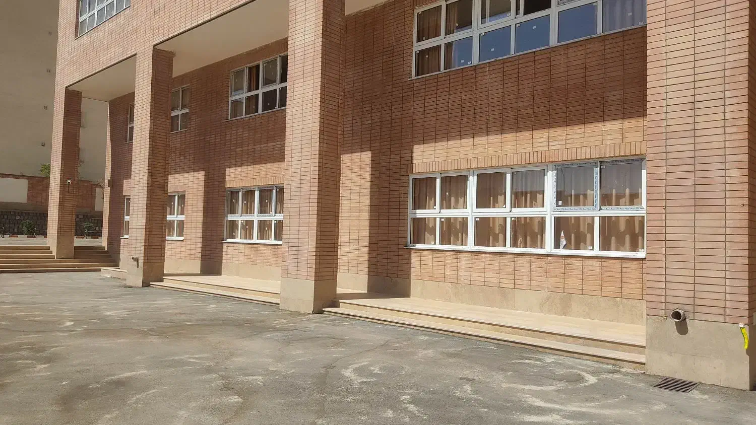 فروش در و پنجره اقساطی|مصالح و تجهیزات ساختمان|اصفهان, باغ زیار|دیوار