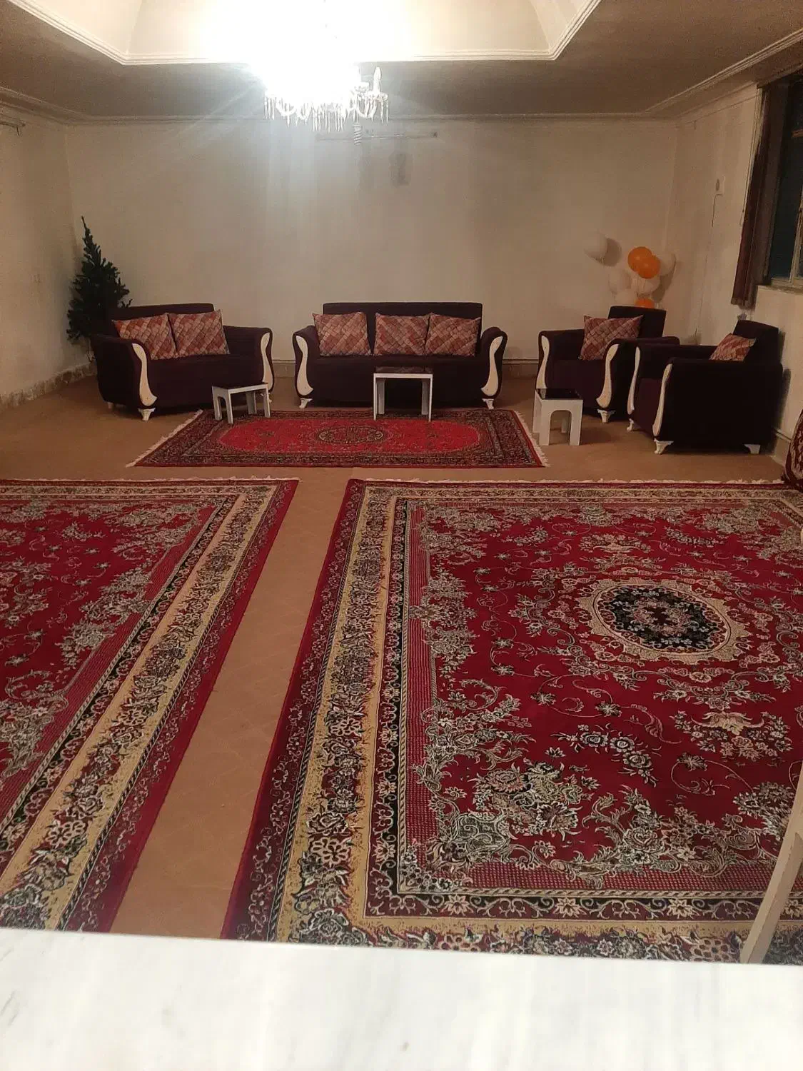 اجاره روزانه و هفتگی کوتاه مدت|اجارهٔ کوتاهمدت آپارتمان و سوئیت|بروجرد, |دیوار