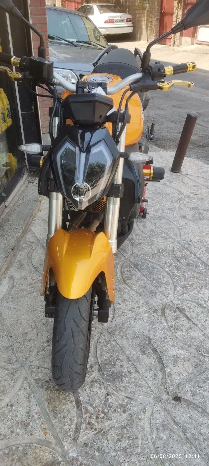 بنلی ۳۰۰ طلایی ۴۰۲|موتورسیکلت|کرمانشاه, |دیوار