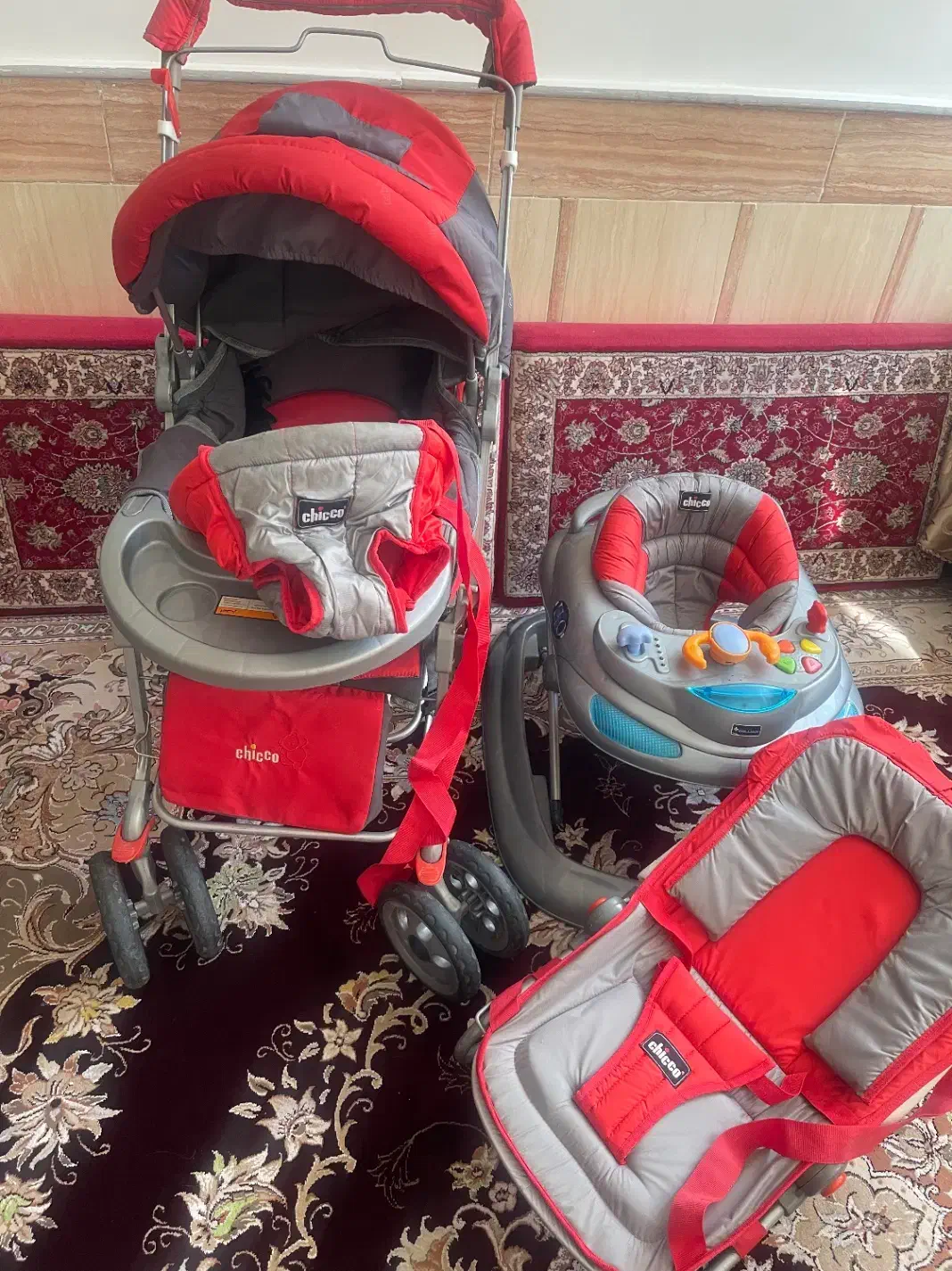 کالسکه و روروئک‌در حد نو مارک چیکو اصل|اسباب و اثاث بچه|قم, نیروگاه|دیوار