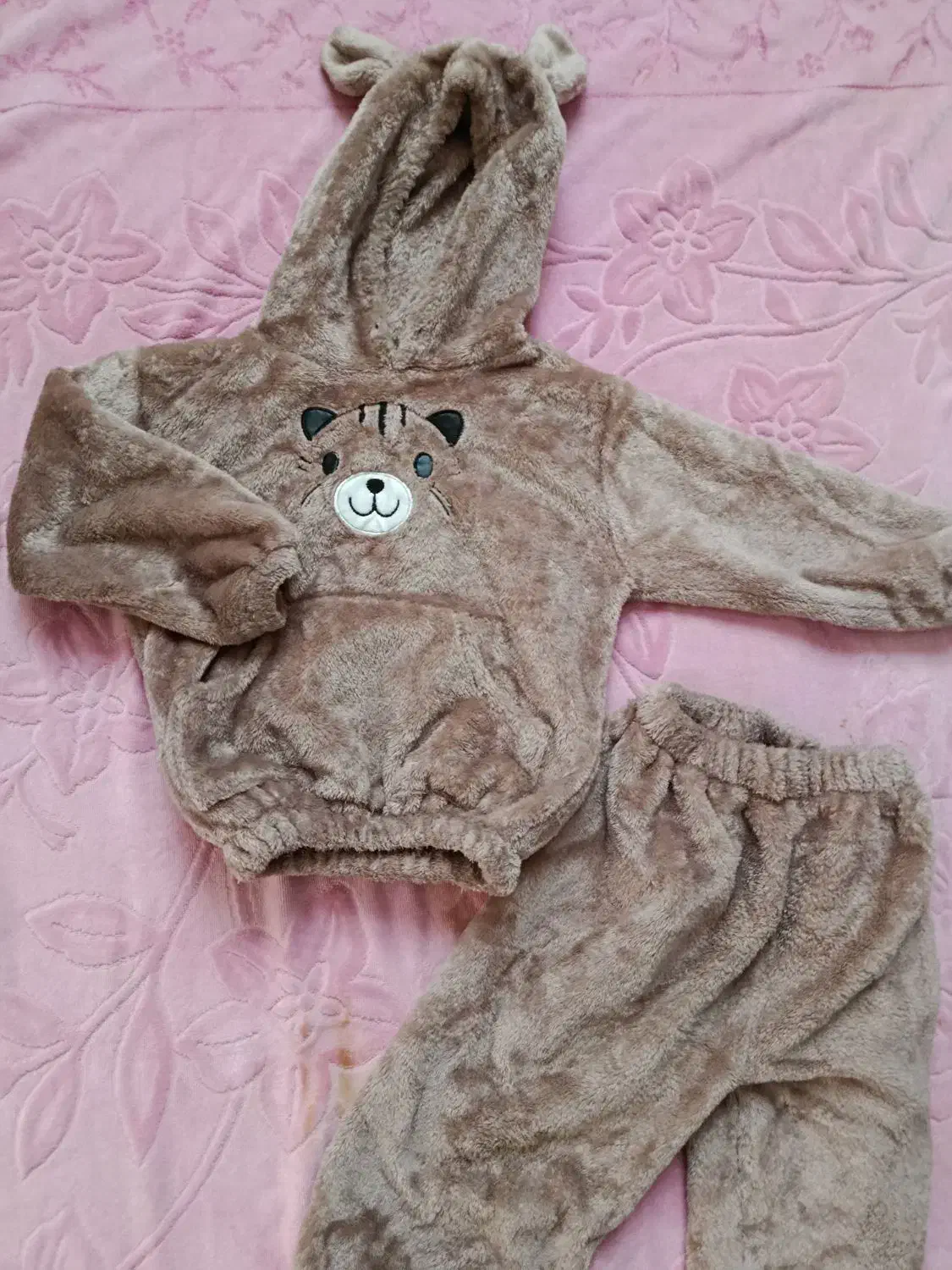 لباس تدی کیفت بسیار خوب|کفش و لباس بچه|باقرشهر, |دیوار