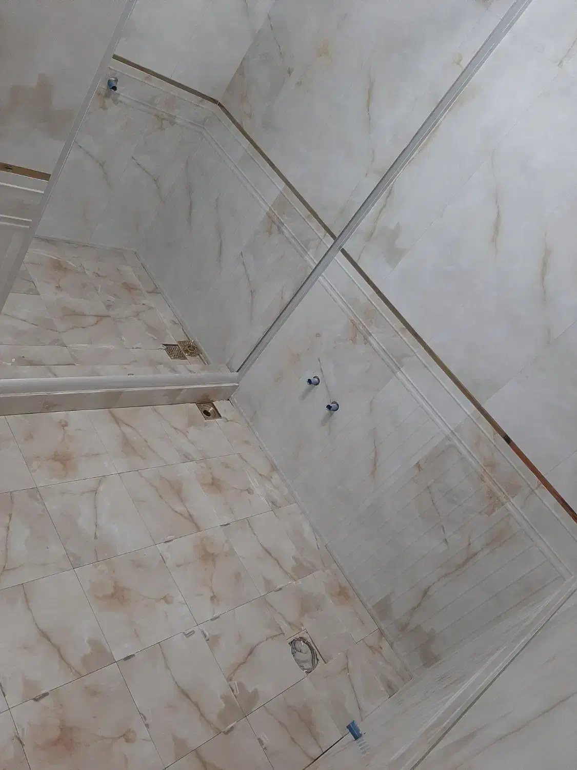 کارگرساده .شاگرد کاشی کار|استخدام معماری، عمران و ساختمانی|جلگه ماژان, |دیوار