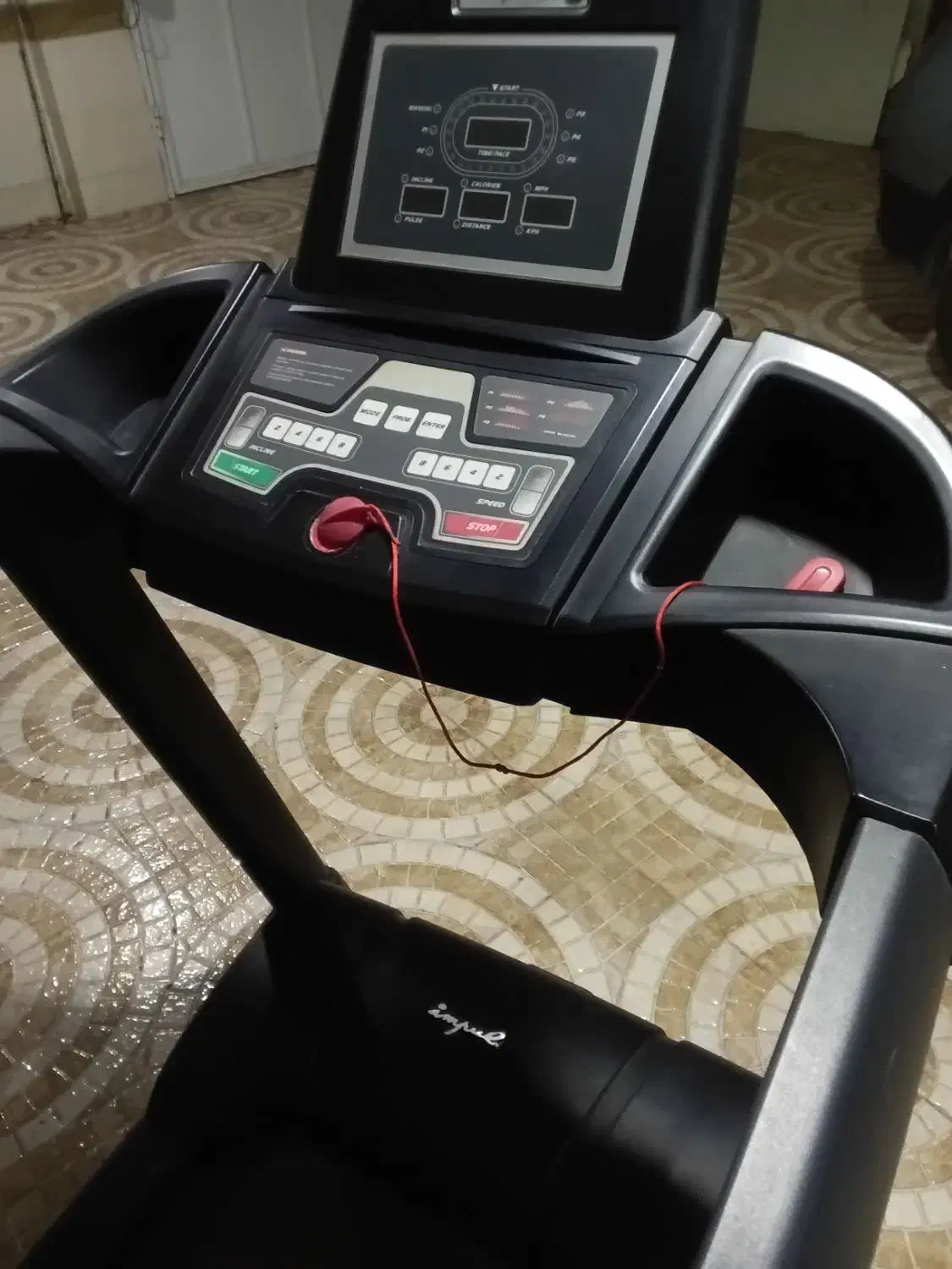 تردمیل اصل تایوان برند lmpulse|تجهیزات ورزشی|لاهیجان, قیام|دیوار