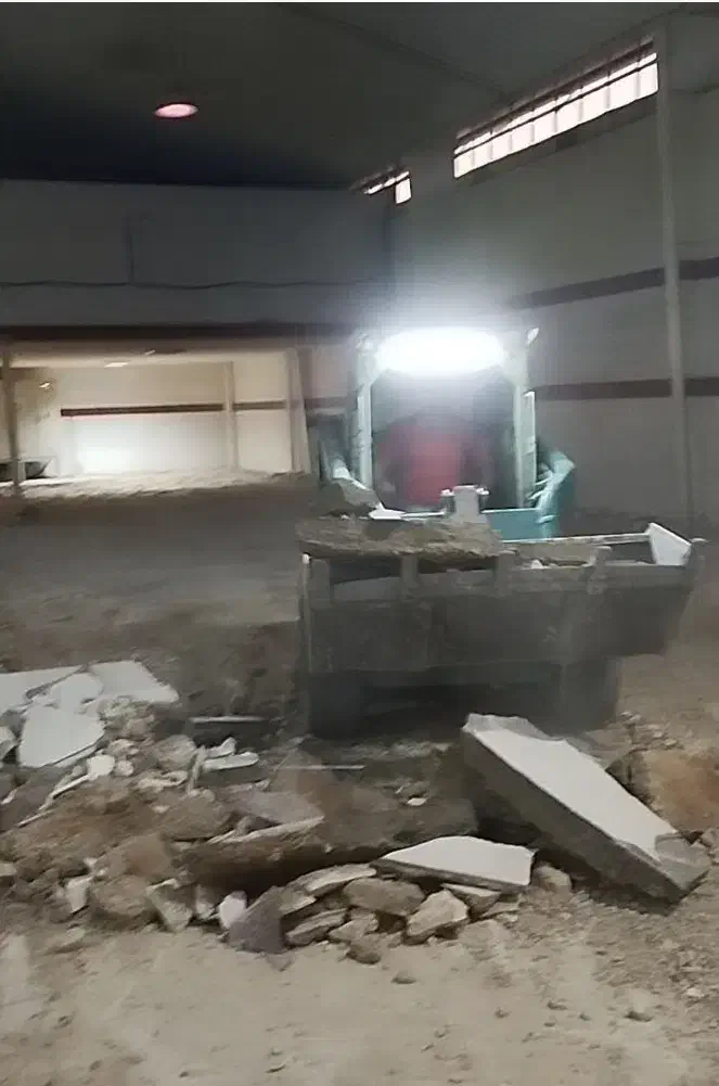 خدمات شبانه روزی با نیسان کمپرسی و بابکت|خدمات حمل و نقل|یاسوج, |دیوار