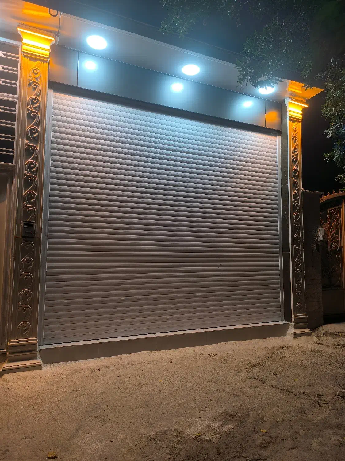 رهن و اجاره مغازه در بلوار نیستان|اجارهٔ مغازه و غرفه|شیراز, کوی فرهنگیان|دیوار