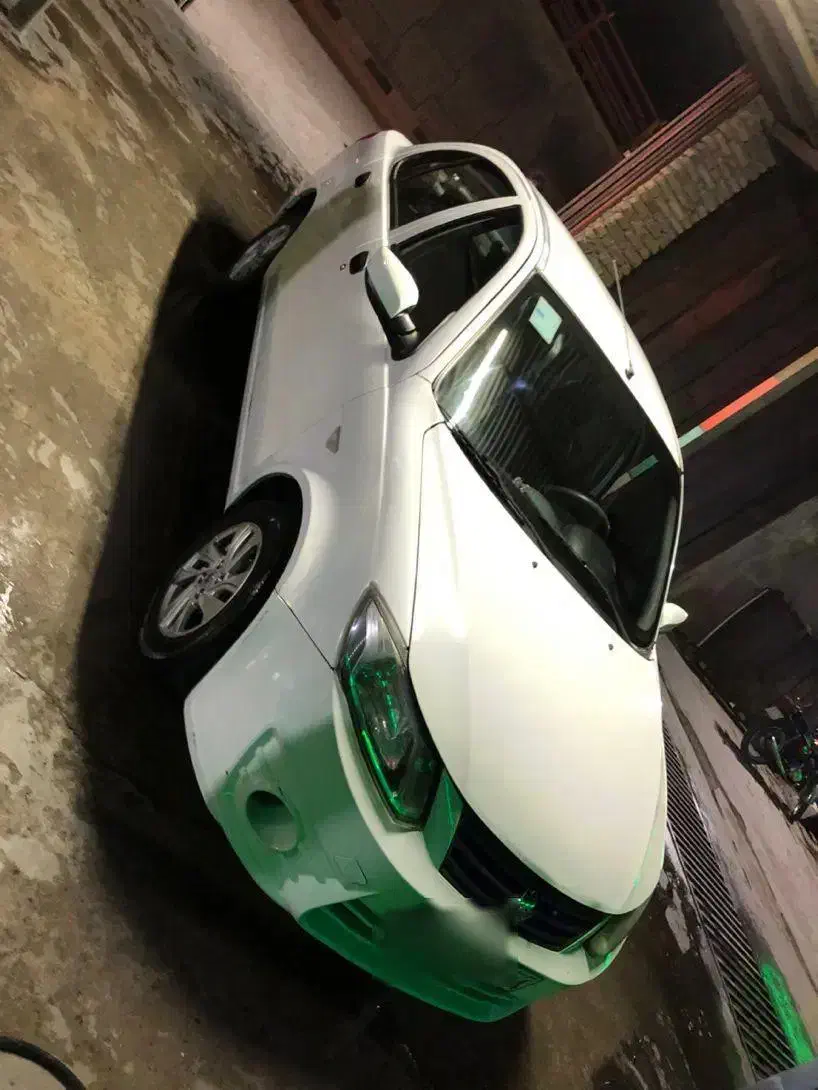 ساینا ۹۷|خودرو سواری و وانت|همدان, |دیوار