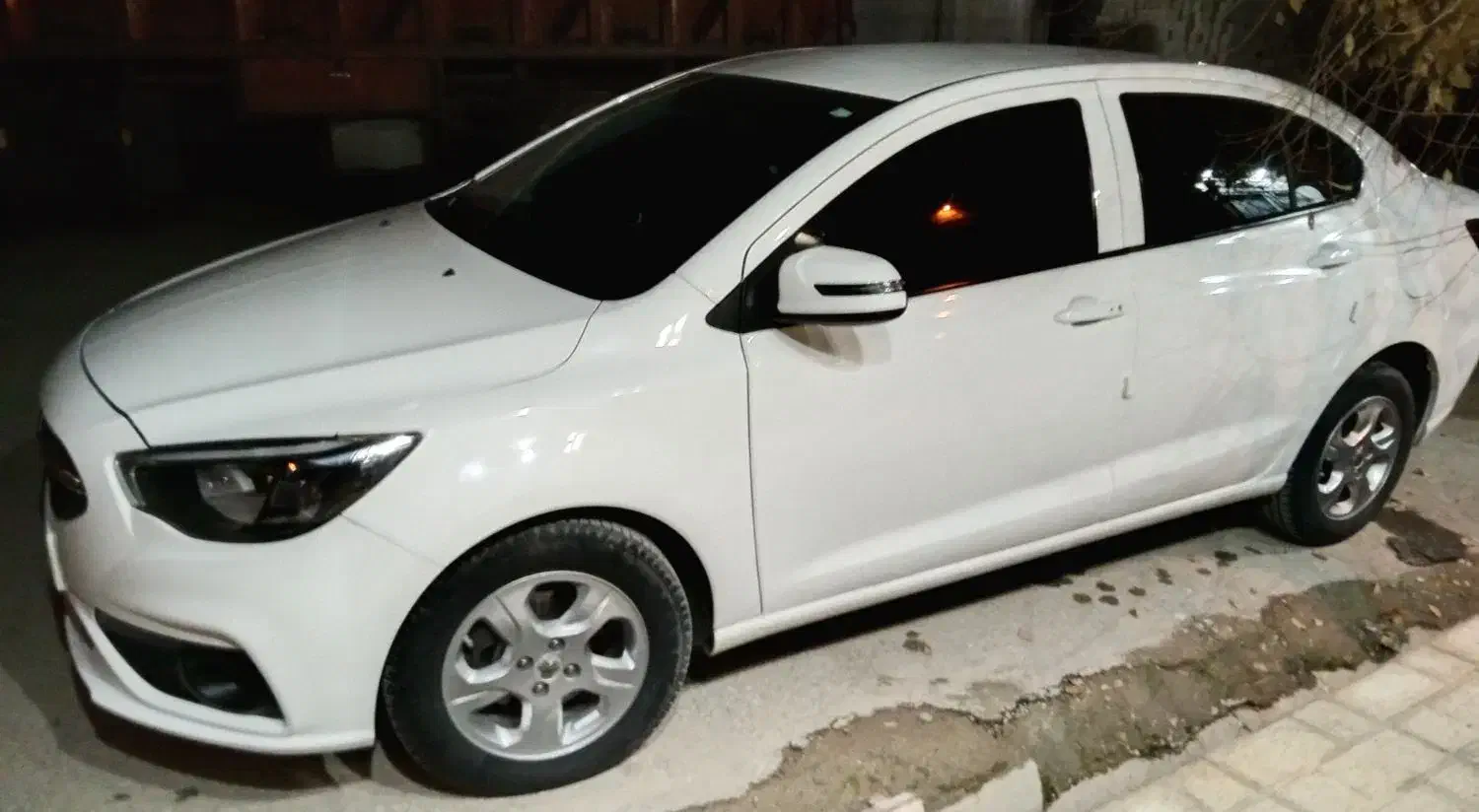 شاهین ۴۰۳|خودرو سواری و وانت|کوهدشت, |دیوار