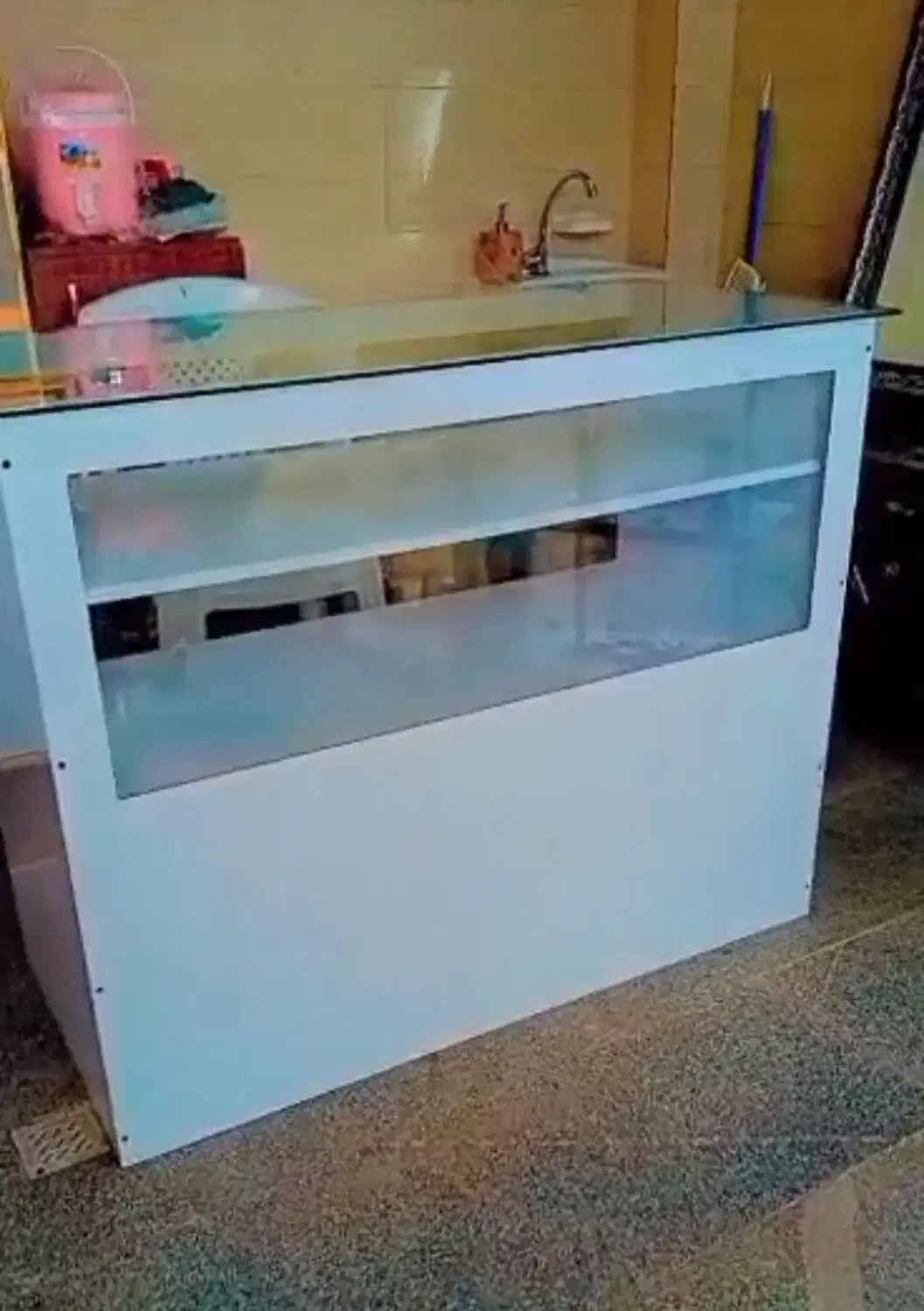 میز وسایل چینی|بوفه، ویترین، کنسول|رشت, حومه رشت|دیوار