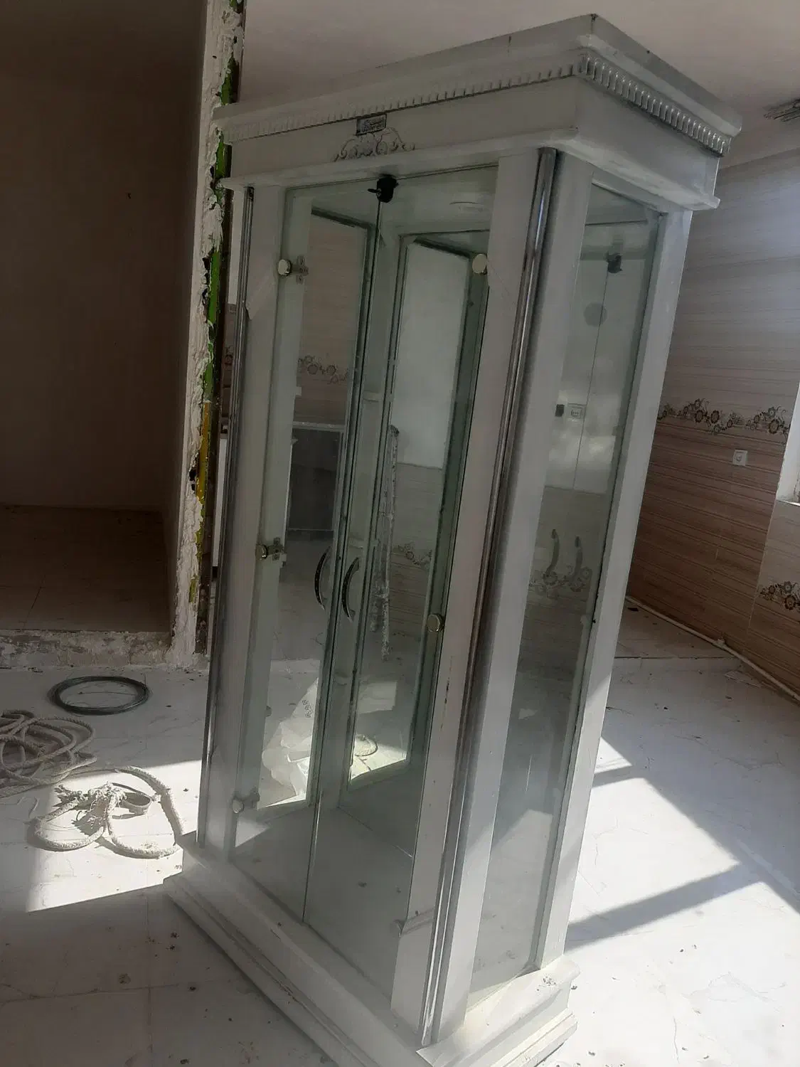 بوفه سفید سالم|بوفه، ویترین، کنسول|بروجرد, |دیوار