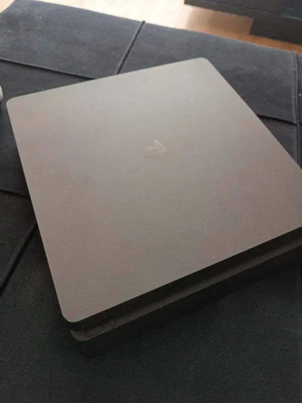 ps4 slim 1t|کنسول، بازی ویدئویی و آنلاین|اصفهان, سعادت‌آباد|دیوار