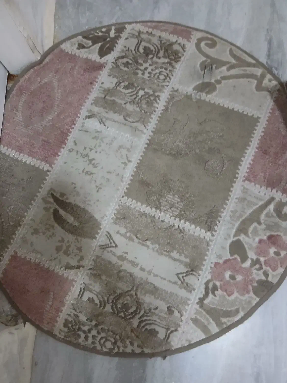 فرش ۲ونیم در ۱|فرش|گلبهار, شهر جدید گلبهار|دیوار