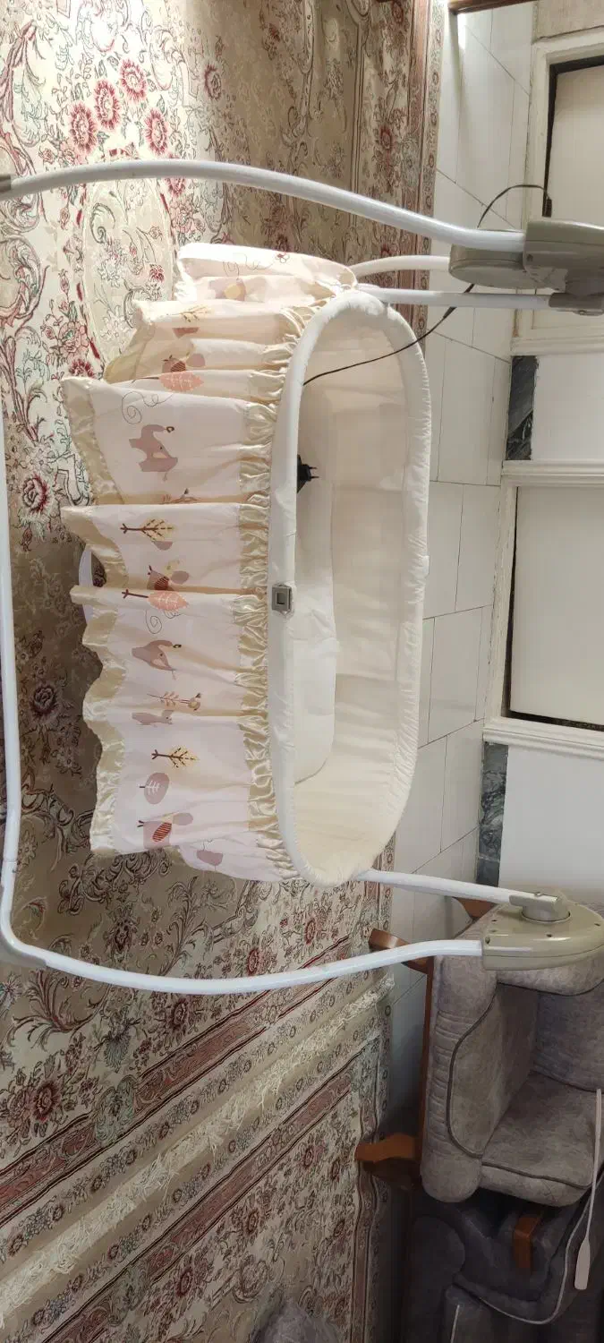 گهواره برقی نو|اسباب و اثاث بچه|گرگان, |دیوار