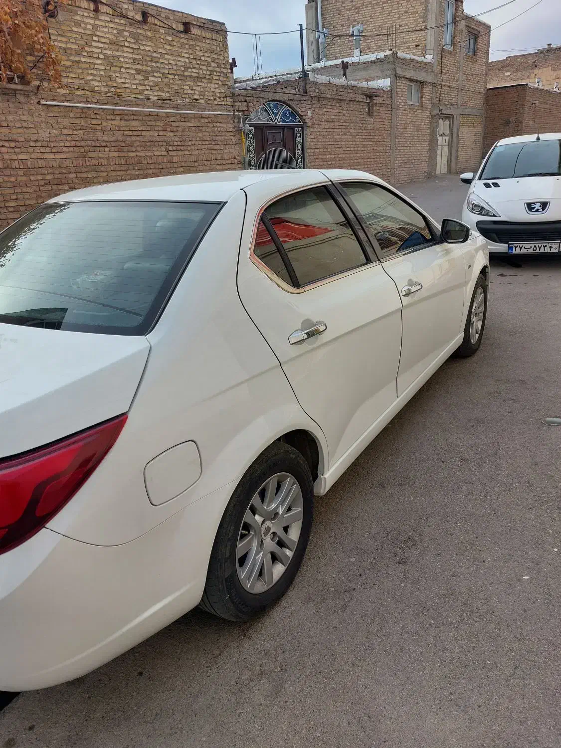 دنا پلاس مدل 98|خودرو سواری و وانت|اهر, |دیوار