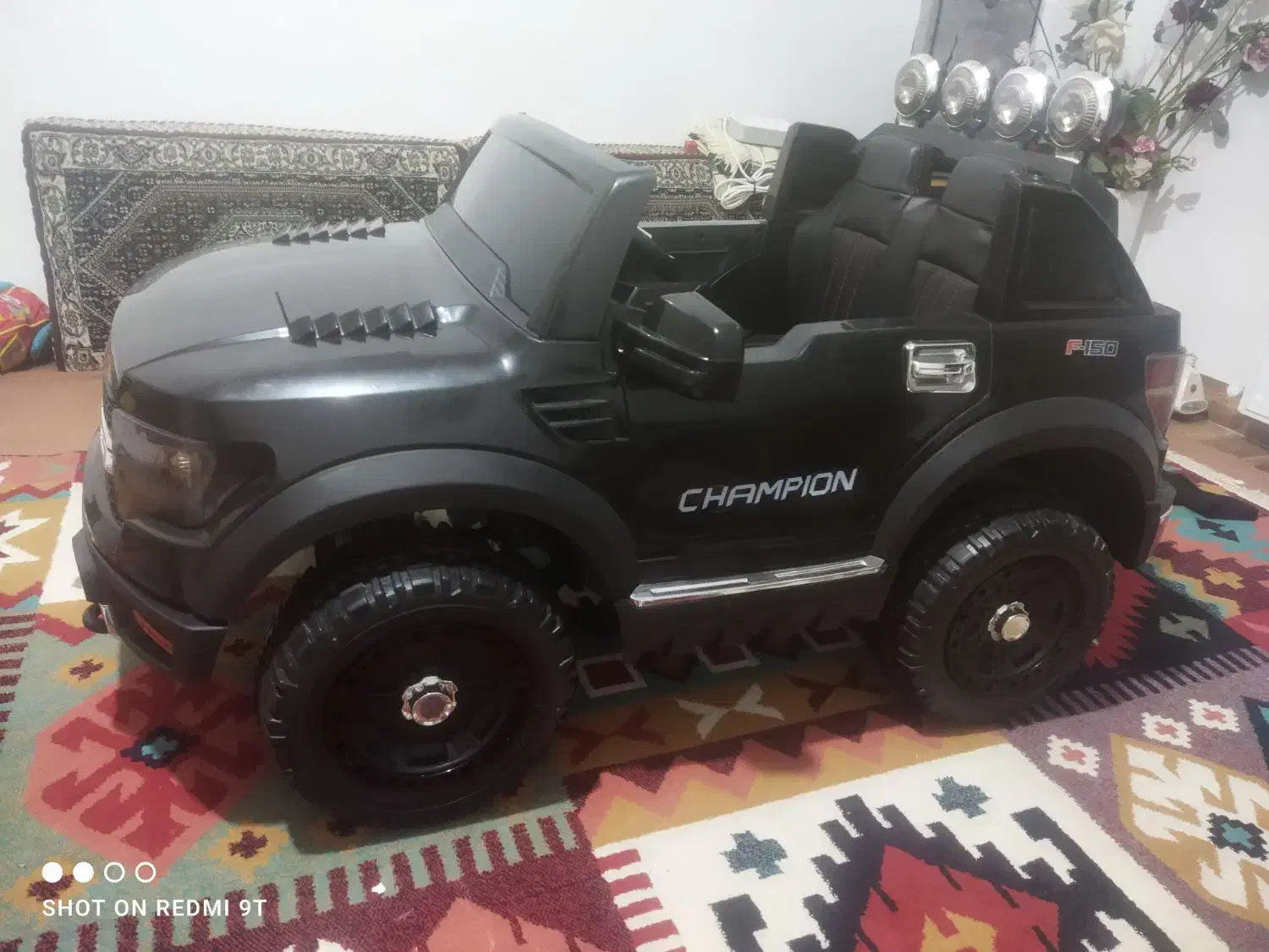 ماشین شارژی شاسی بلند|اسباب‌بازی بچه|سنندج, |دیوار