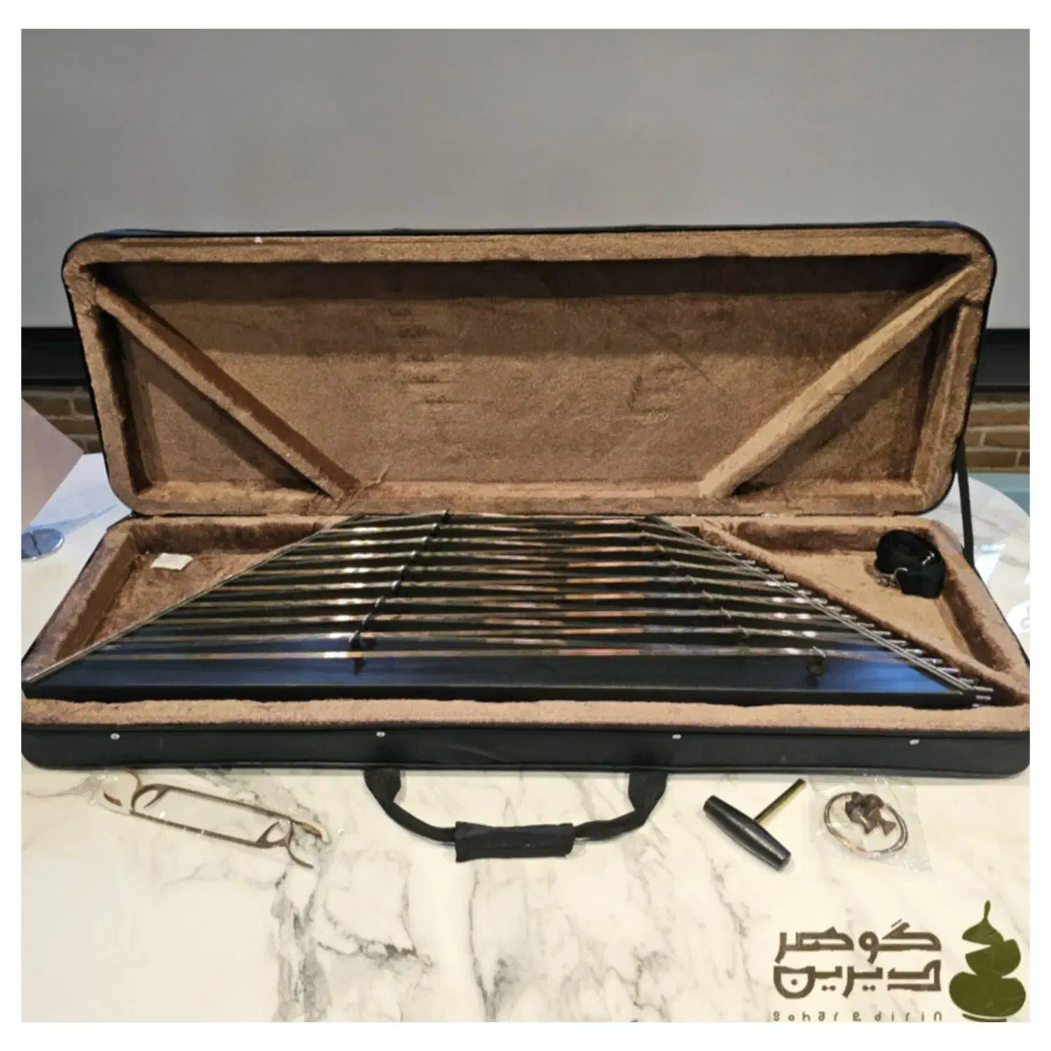 سنتور گوهر ( شکار قیمتی)|سازهای سنتی|گرگان, |دیوار