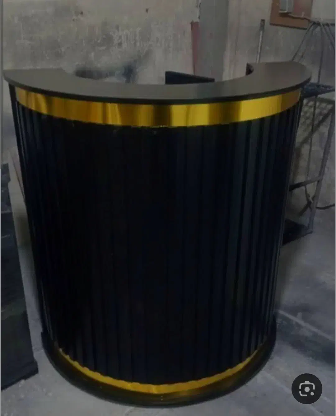 کانتر|آرایشگاه و سالن‌های زیبایی|آبیک, |دیوار