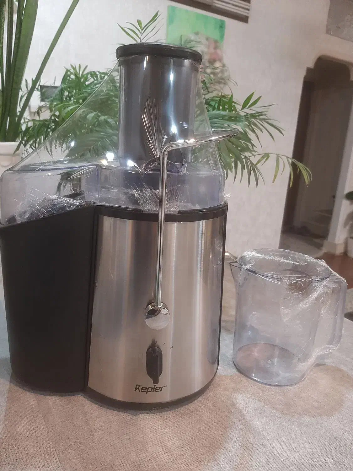 آبمیوه گیری کپلر|آبمیوه‌گیر و آب‌مرکبات‌گیر|اصفهان, شیخ اشراق|دیوار