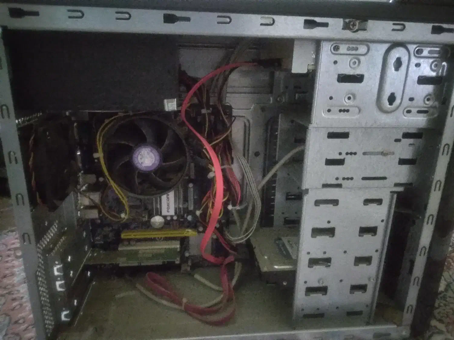 کامپیوتر|رایانه رومیزی|الیگودرز, |دیوار