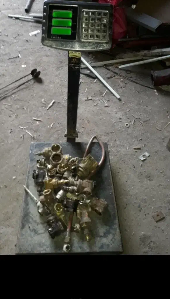 ضایعات خریداریم|عمدهفروشی|مسجد سلیمان, |دیوار