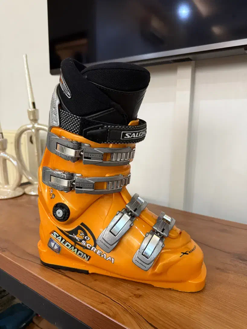 بوت اسکی آلپاین سالامون|ورزش‌های زمستانی|تهران, کوی بیمه|دیوار