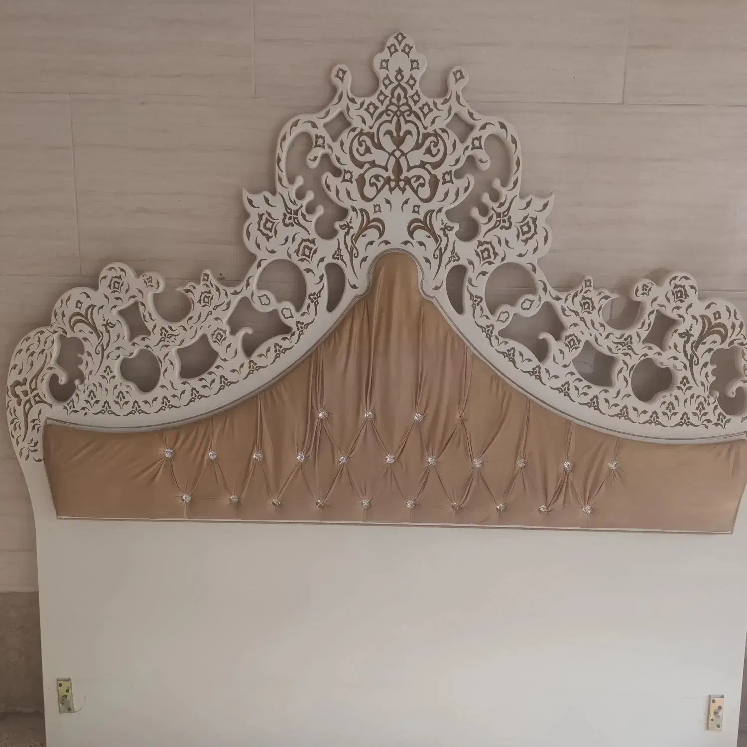 تخت خواب دونفره|تخت و سرویس خواب|مشکیندشت, |دیوار