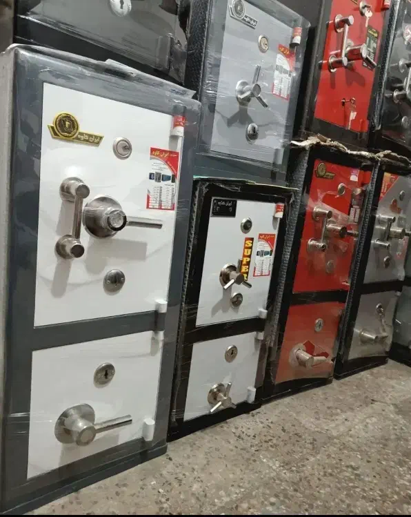 گاوصندوق های نسوز ارتفاع ۱ ایران کاوه|ابزارآلات|رشت, گلسار|دیوار