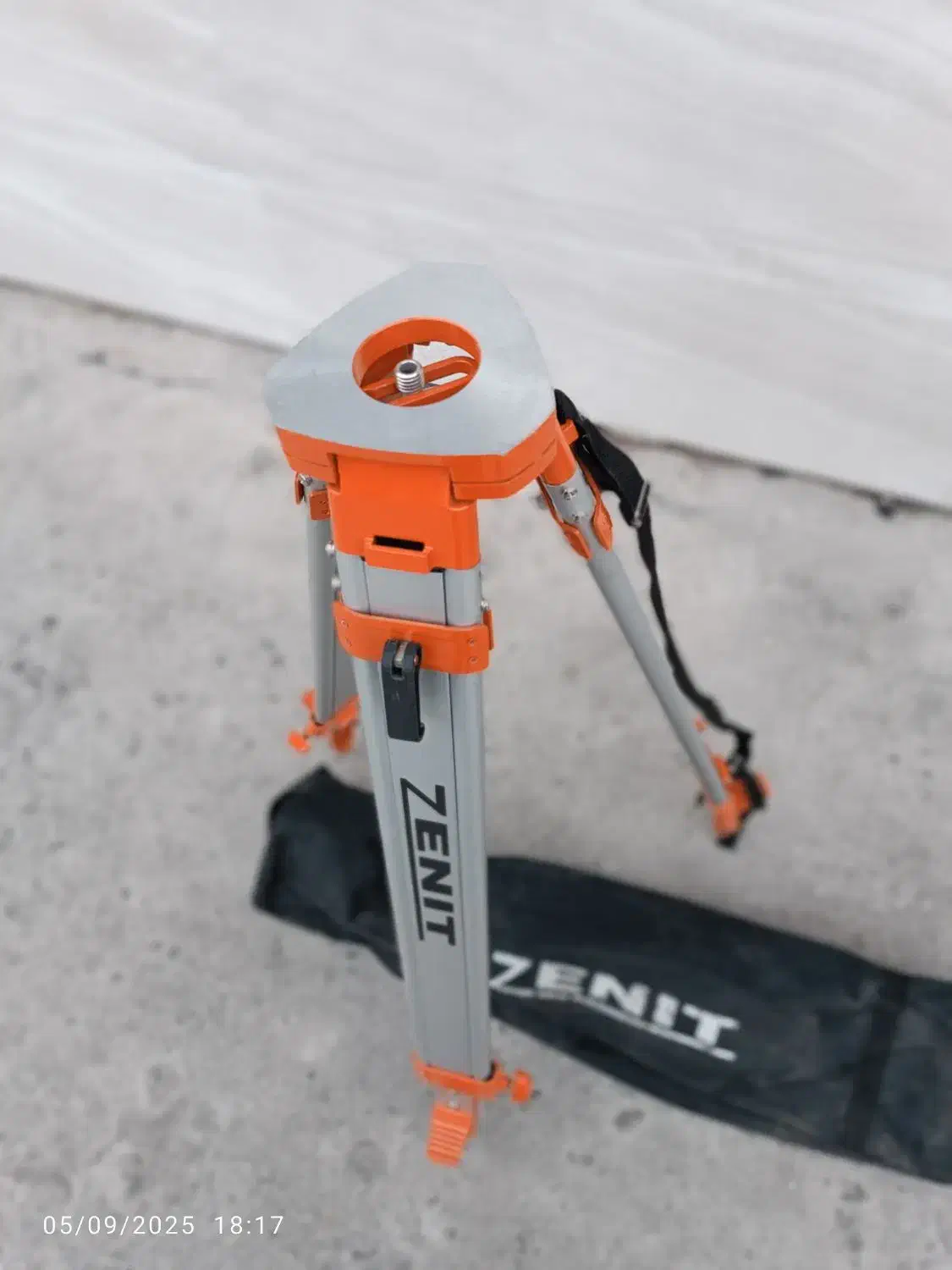 پایه دوربین مهندسی|دوربین عکاسی و فیلمبرداری|بندر انزلی, گیلار|دیوار