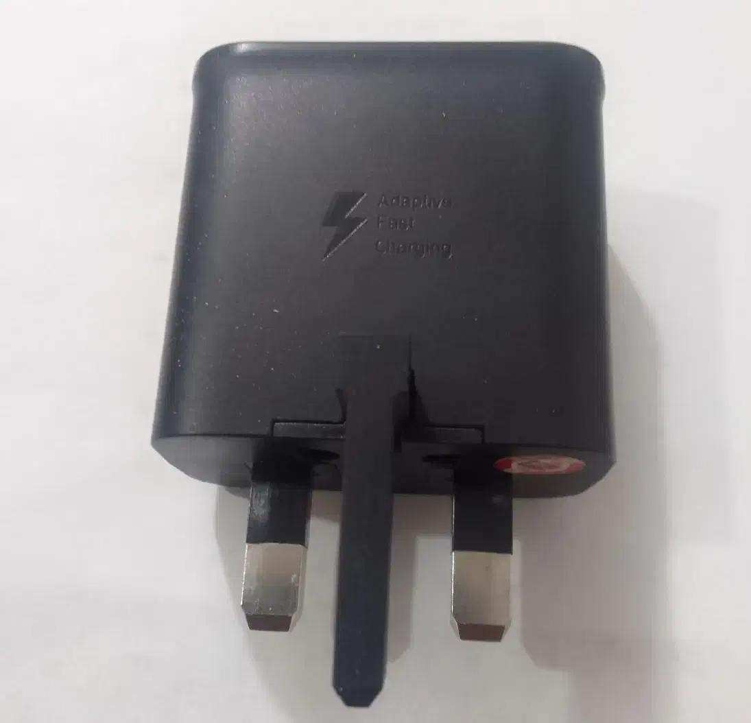 سوپر فست شارژ سه پین سامسونگ|لوازم جانبی موبایل و تبلت|نجفآباد, شریعتی غربی|دیوار