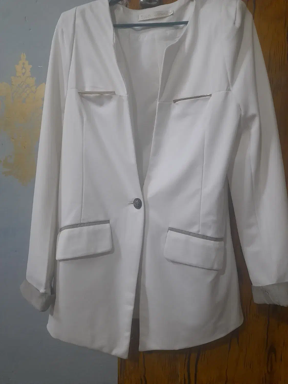 لباس|لباس|بیرجند, |دیوار