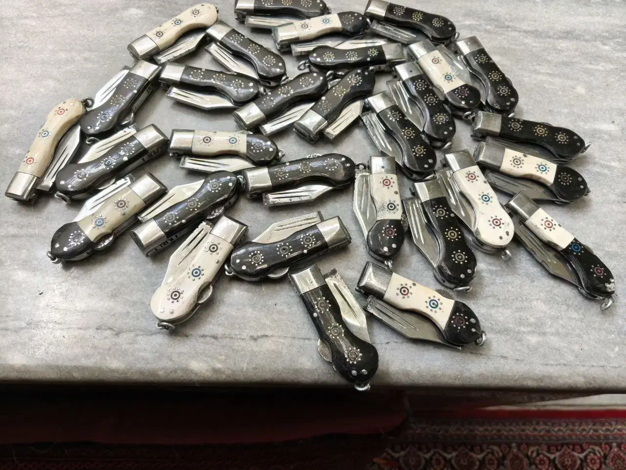 چاقو بابا کلیکسونی|کلکسیون اشیاء عتیقه|کبودرآهنگ, |دیوار