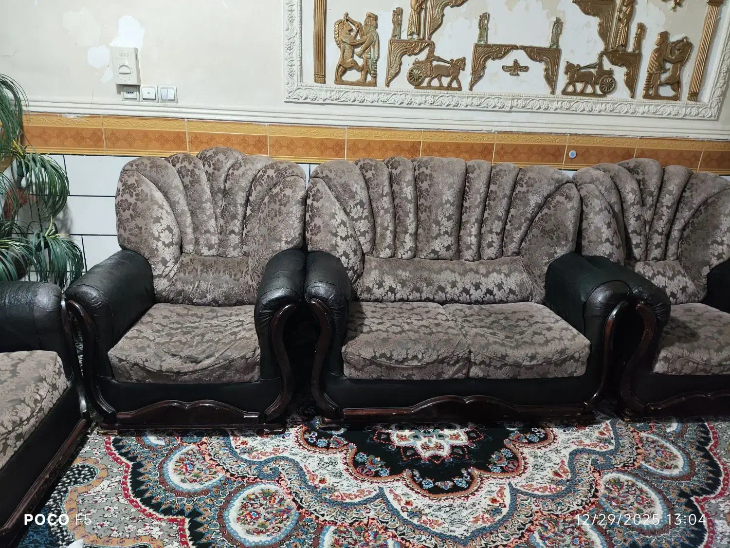 مبل ۷ نفره|مبلمان خانگی و میز عسلی|دوگنبدان, |دیوار