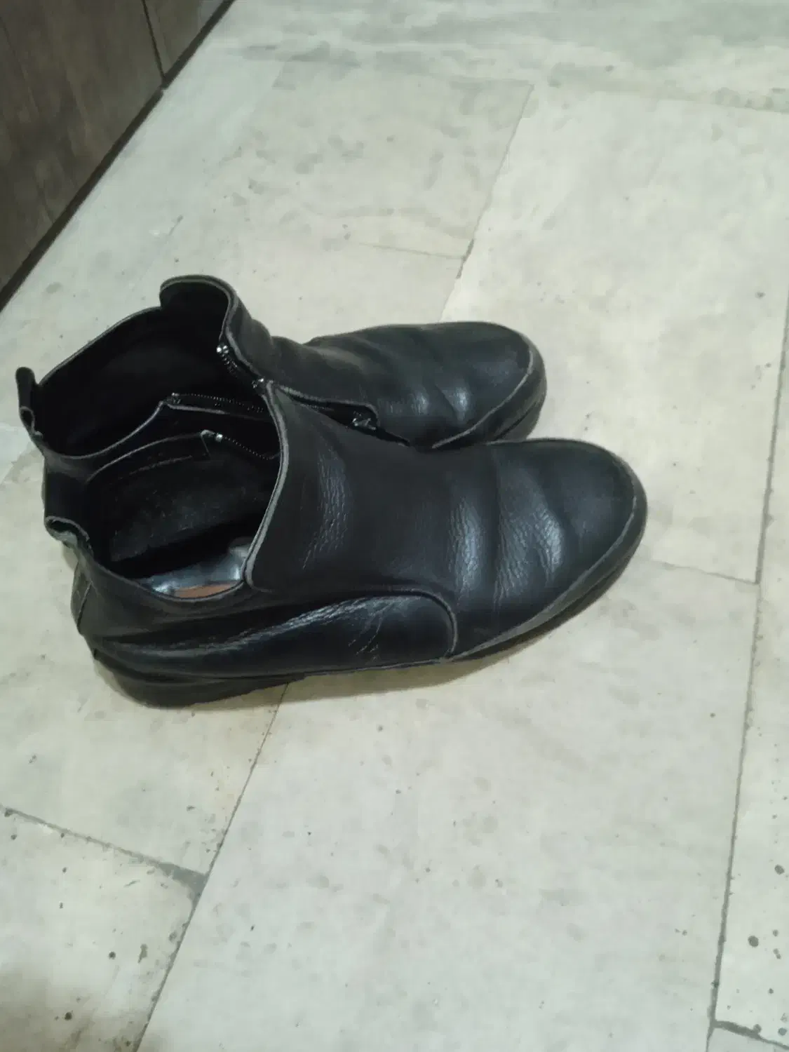 کفش تمام چرم|کیف، کفش، کمربند|رشت, جهاد|دیوار