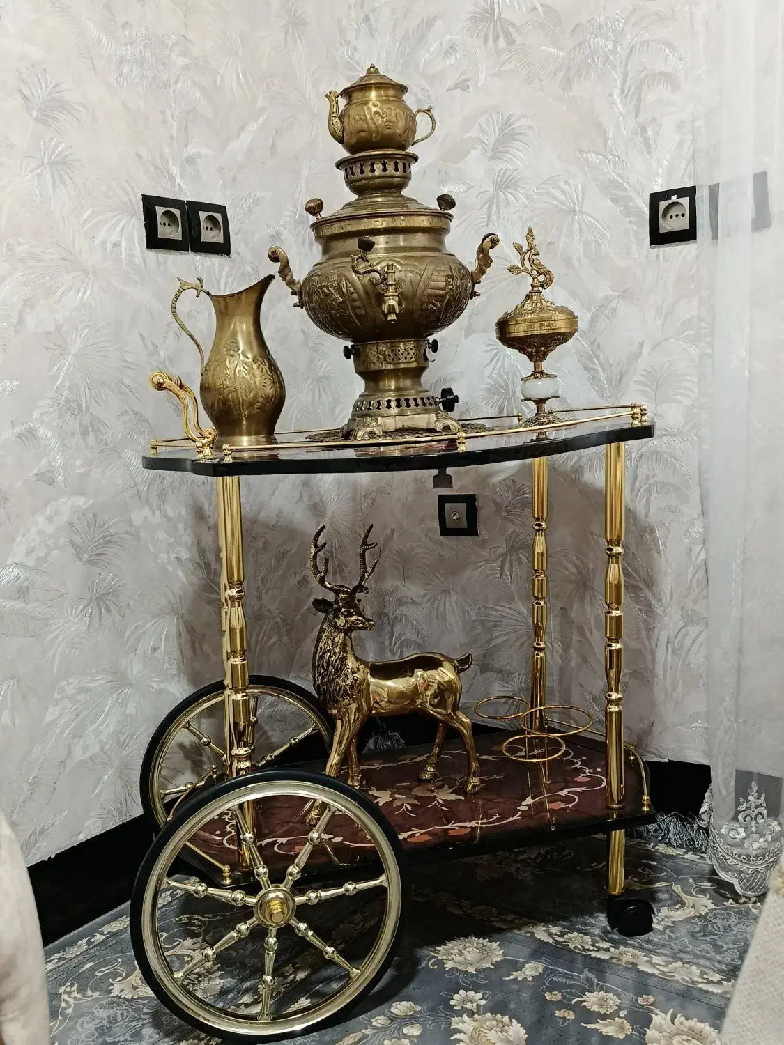 میزبار تزئینی|بوفه، ویترین، کنسول|دره شهر, |دیوار