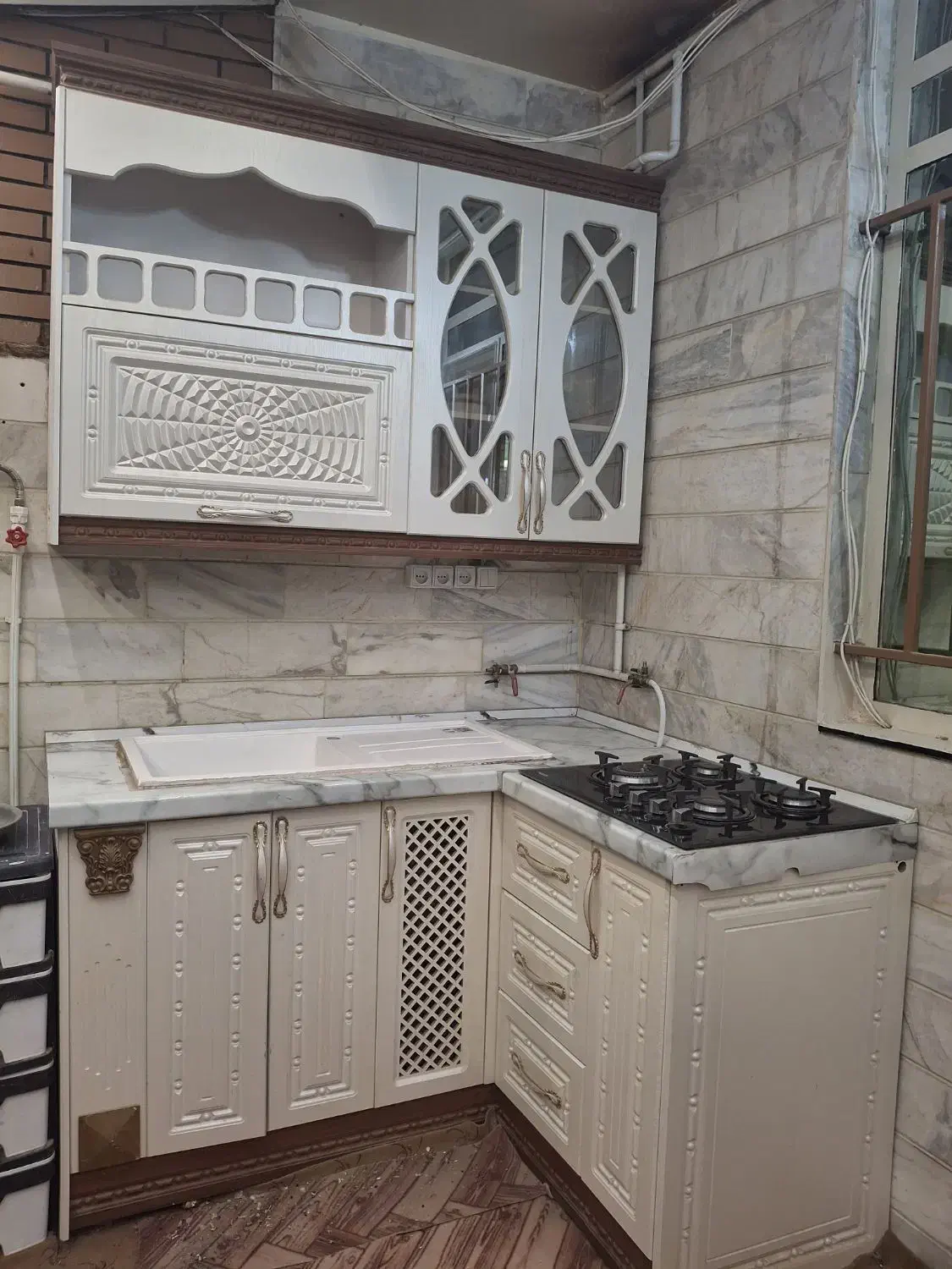 کابینت آشپزخانه|مصالح و تجهیزات ساختمان|آبیک, |دیوار