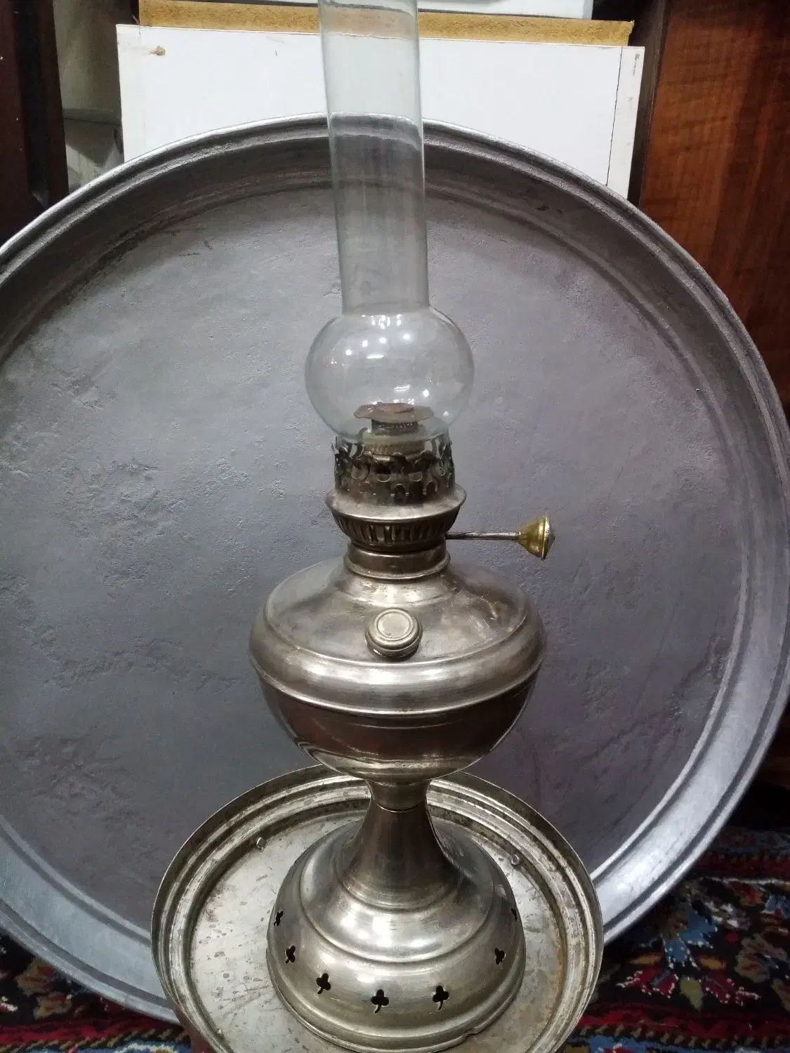 چراغ گرسوز خارجی|کلکسیون اشیاء عتیقه|کاشمر, |دیوار