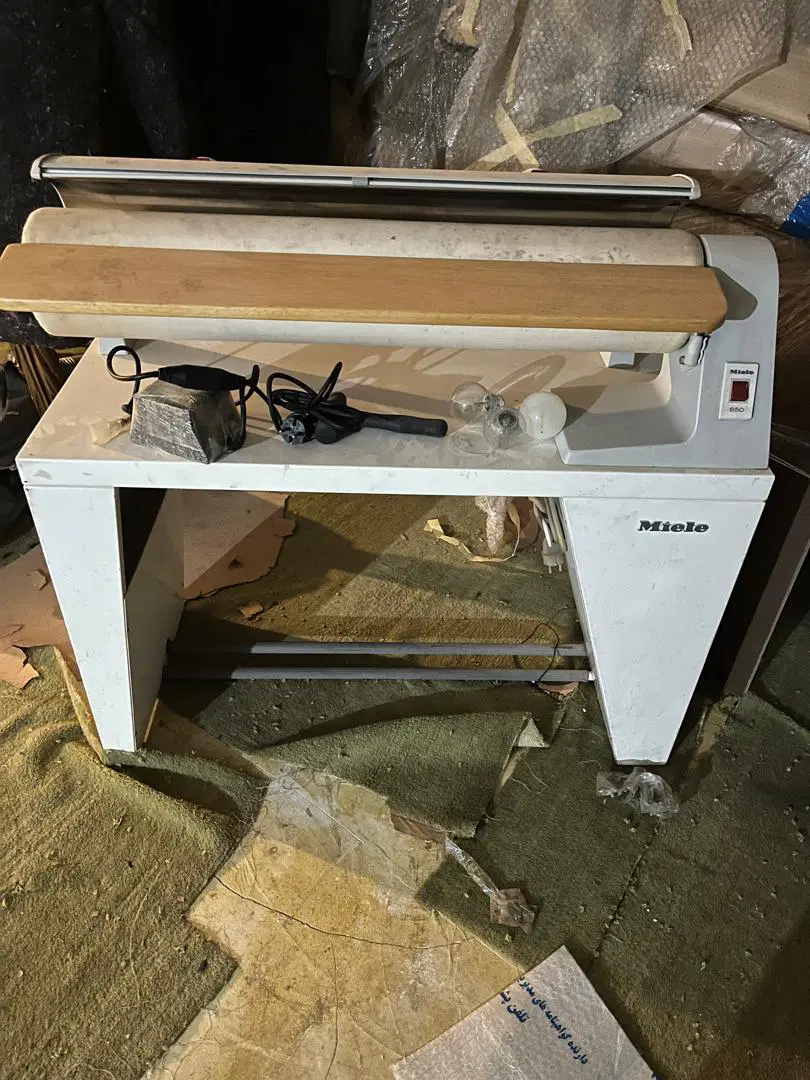 اتو غلطکی میله Miele B850 آلمان کاملاً سالم|اتو و لوازم اتو|تهران, امیرآباد|دیوار