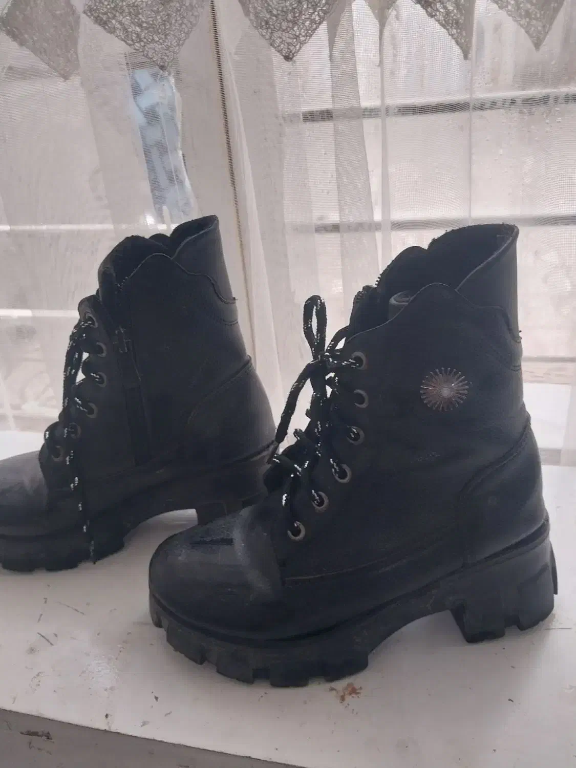 بوت و لباس دخترانه|کیف، کفش، کمربند|نیشابور, دارایی|دیوار