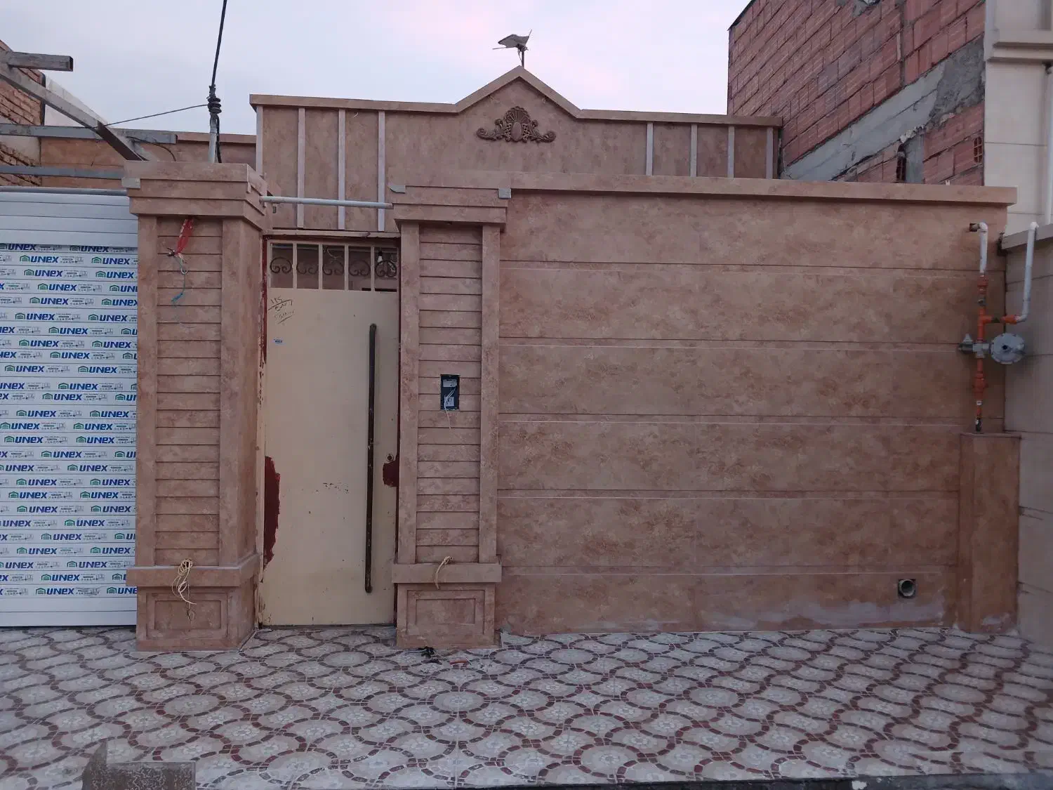 کاشیکاری و سنگکاری|خدمات پیشه و مهارت|گنبد کاووس, |دیوار