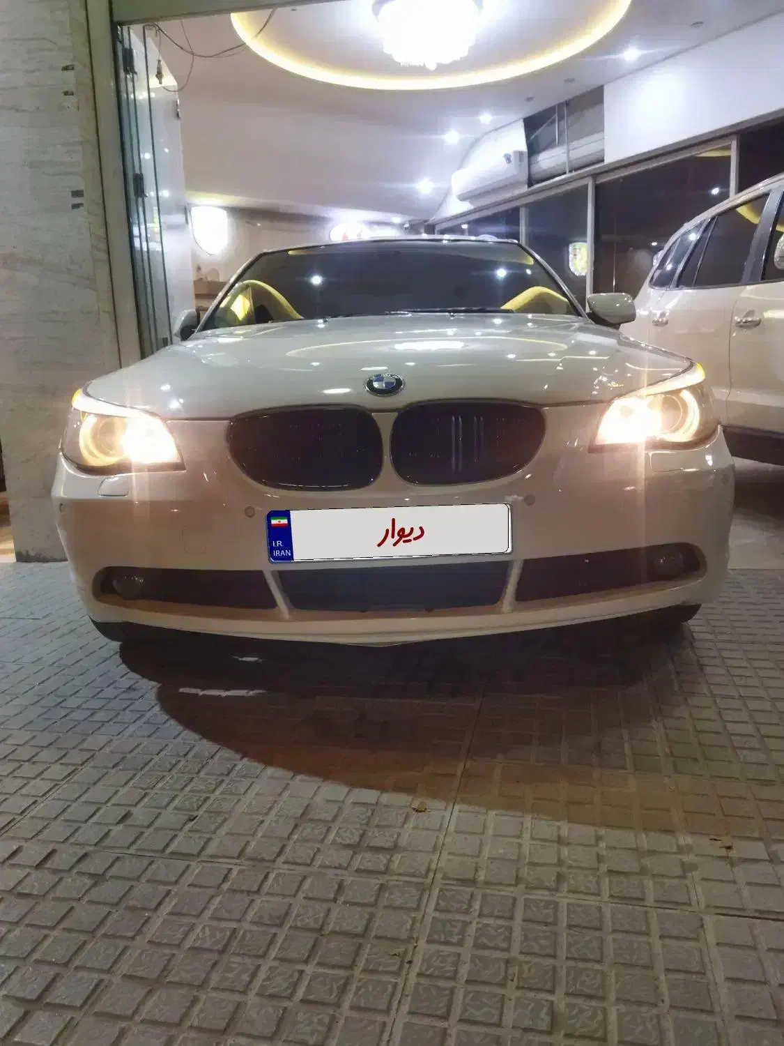 بی ام و ۵۳۰|خودرو سواری و وانت|اصفهان, فروردین|دیوار