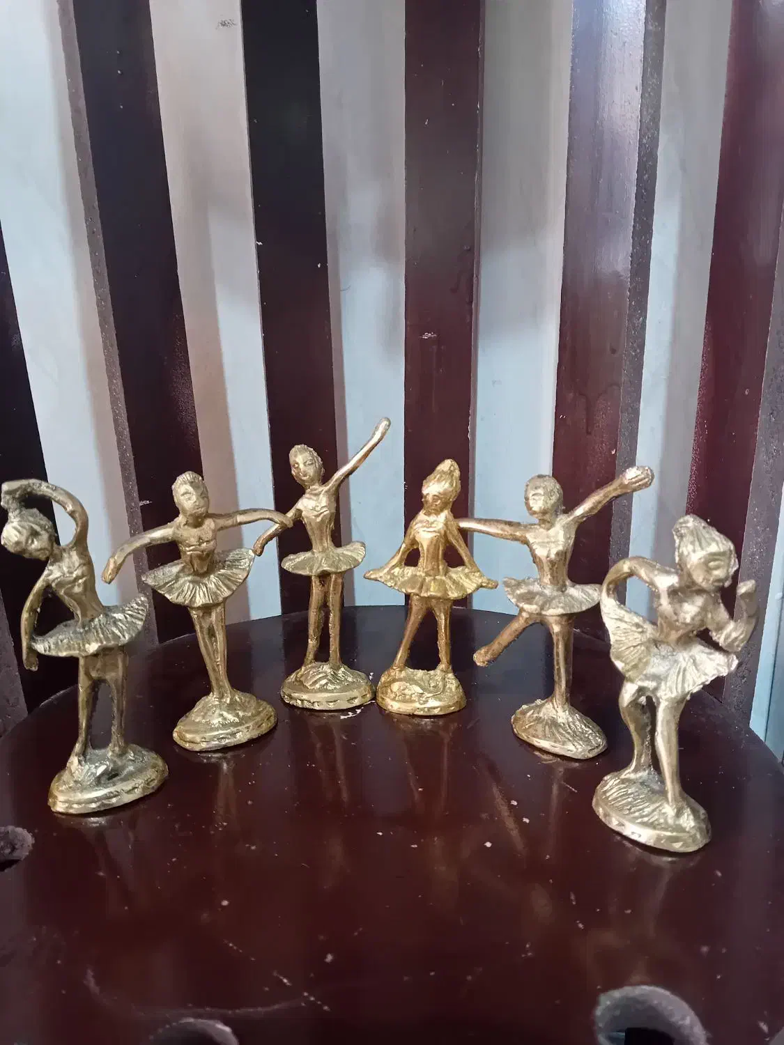 مجسمه بالرین|مجسمه، تندیس، ماکت|اصفهان, کوجان|دیوار